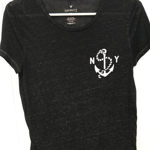 American Eagle Outfitters Favorite Tee